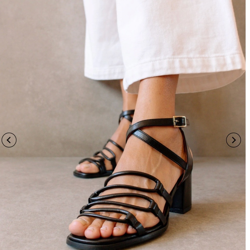 ALOHAS Mick Black Sandal Size US 9 Brand New